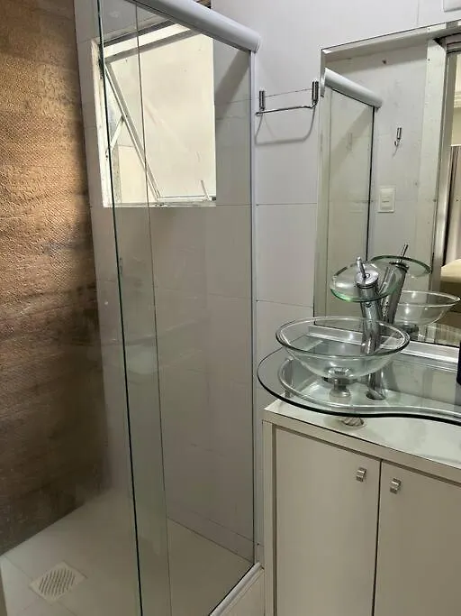 Apto Vista Mar, Frente Ao Shopping Atlantico Balneário Camboriú 0*,  巴西